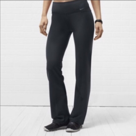 nike bootcut leggings